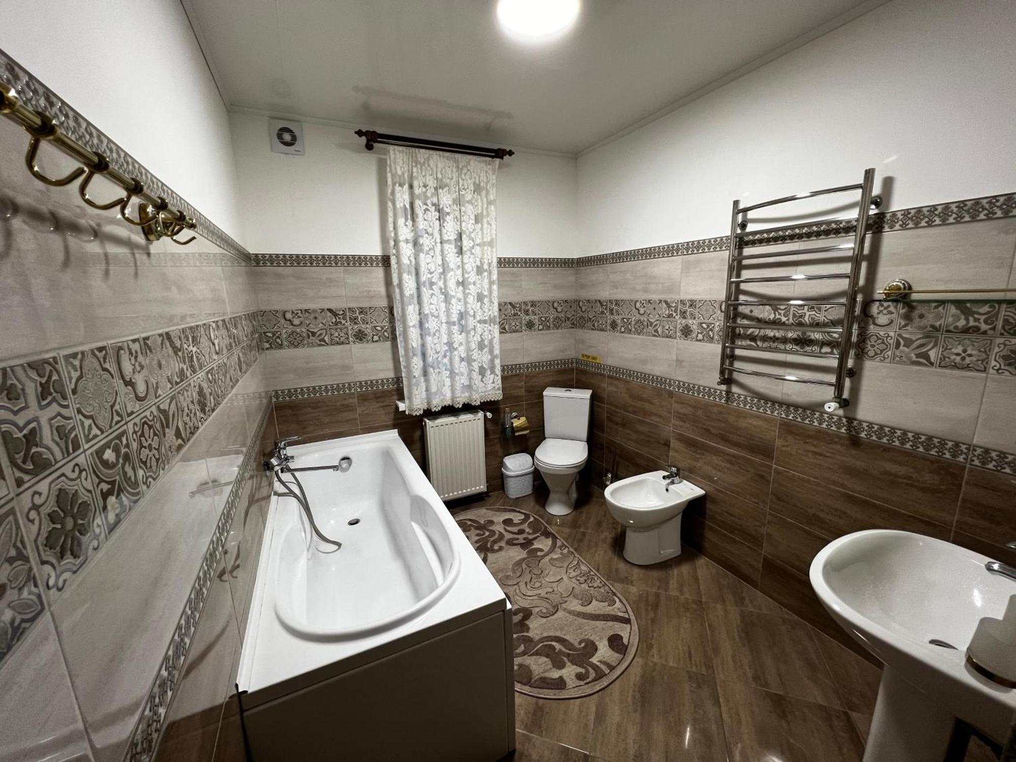 Marmarosy Hotell Vorochta Exteriör bild